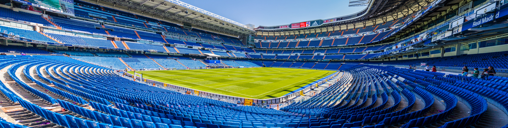 📸 Estádio do Real Madrid – Estádio Santiago Bernabéu. Crédito: TUX85.