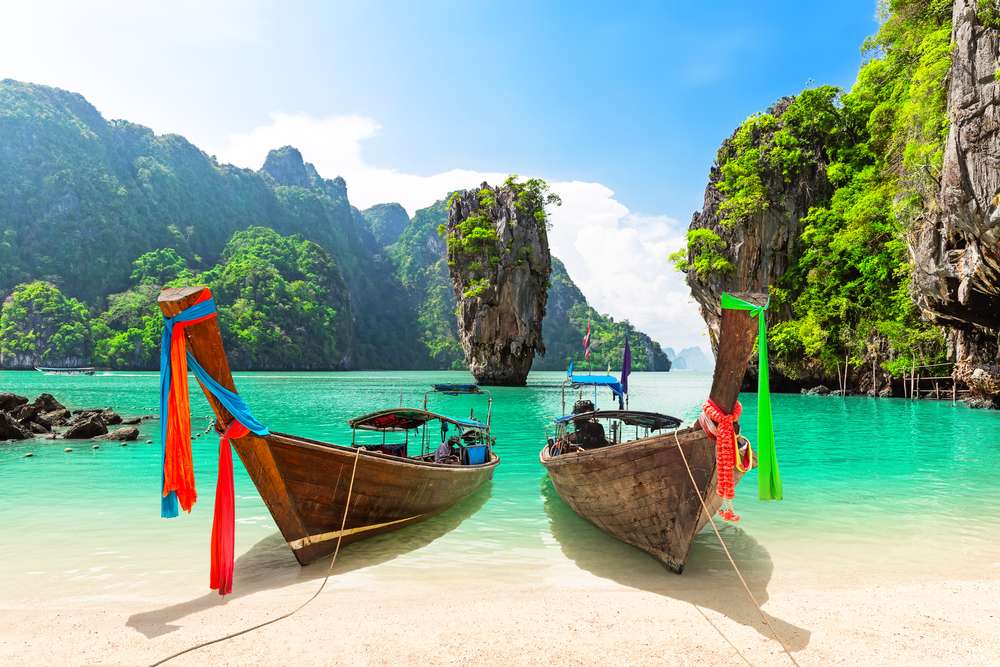 Famosa ilha de James Bond perto de Phuket, na Tailândia. Tailândia e Singapura.