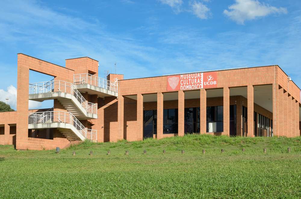 Exposição ao ar livre do Museu das Culturas Dom Bosco no Parque das Nações Indígenas, na cidade de Campo Grande.