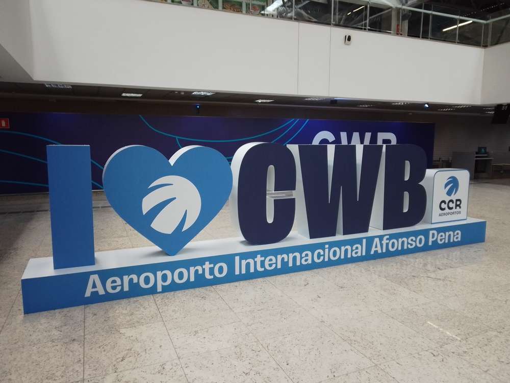 Aeroporto Internacional Afonso Pena, em Curitiba.