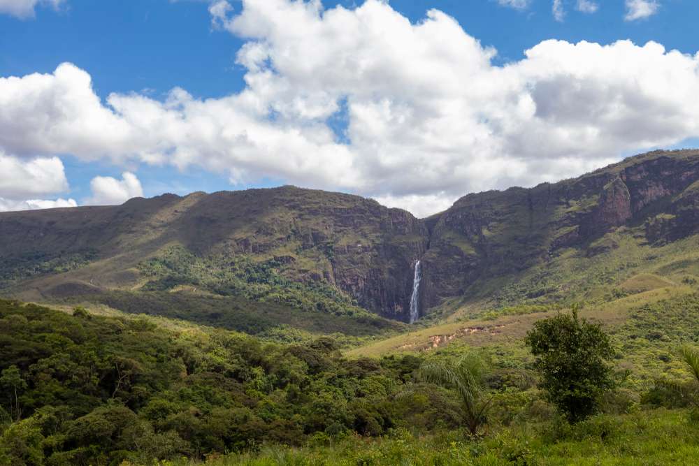 Vista panorâmica da Cascata D'anta em Minas Gerais - Brasil.