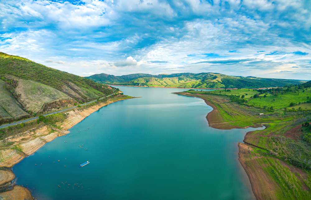Vista aérea no Lago de Furnas em Capitólio - MG, Brasil.