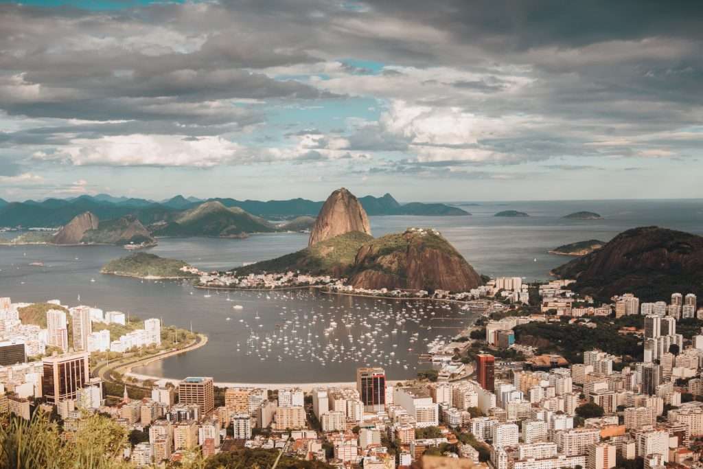 Rio de Janeiro - RJ - 10 destinos brasileiros.