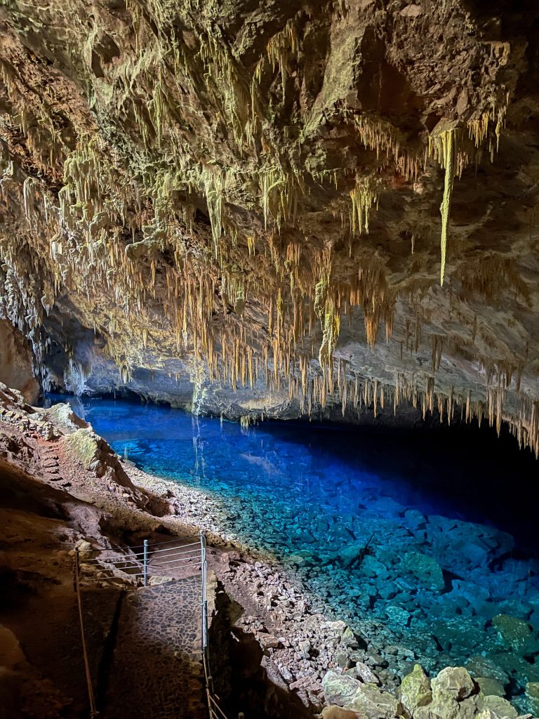 5 Grutas brasileiras: destinos incríveis para explorar cavernas e paisagens surpreendentes