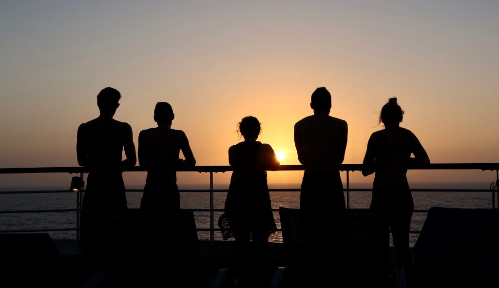 Viagens de cruzeiro 2026: como escolher entre Princess Cruises e Norwegian Cruise Line
